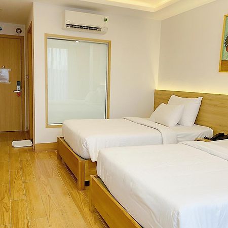 Rosetta Hotel Дуонг-Донг Экстерьер фото