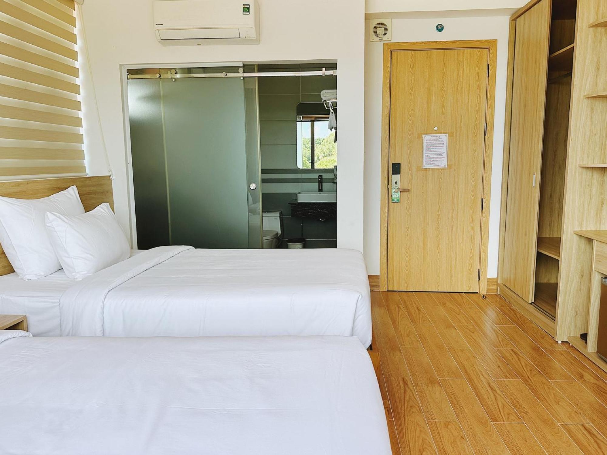 Rosetta Hotel Дуонг-Донг Экстерьер фото